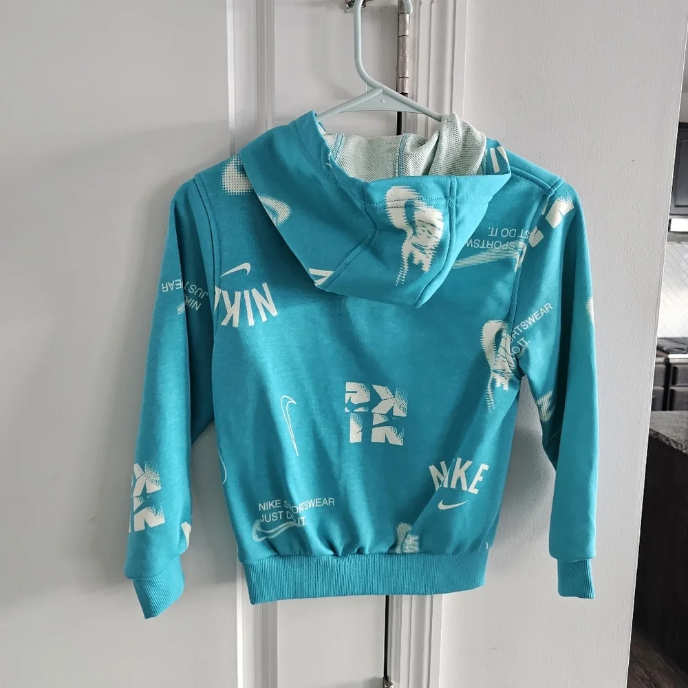 Nike Boys' Sportswear Club Fleece Hoodie